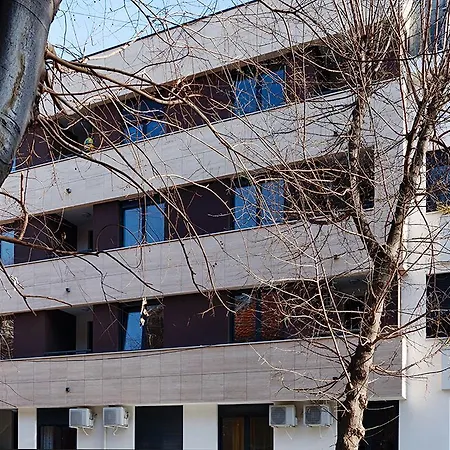 Cloud 7 Apartment